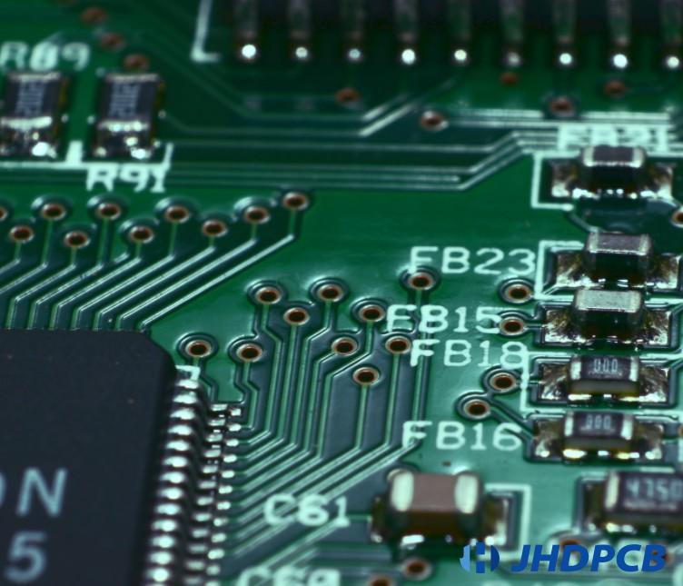 pcb-hole